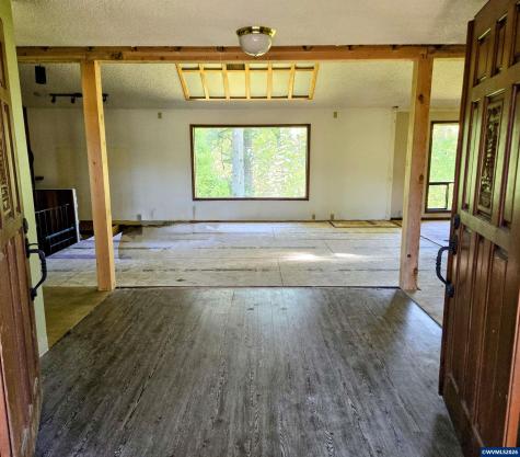 4359 64th Place NE Salem OR 97305