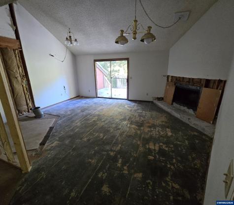 4359 64th Place NE Salem OR 97305