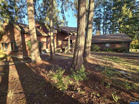 4359 64th Place NE Salem OR 97305