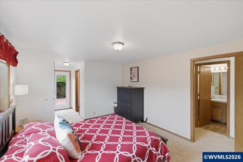 4576 Goldenrod Avenue NE Salem OR 97305