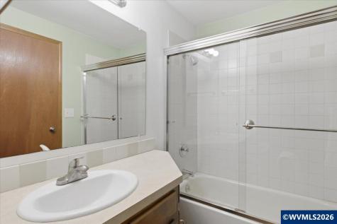 4576 Goldenrod Avenue NE Salem OR 97305