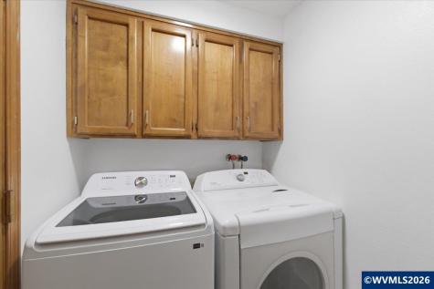 4576 Goldenrod Avenue NE Salem OR 97305