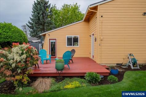 4576 Goldenrod Avenue NE Salem OR 97305