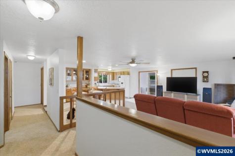 4576 Goldenrod Avenue NE Salem OR 97305