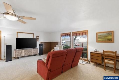 4576 Goldenrod Avenue NE Salem OR 97305