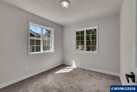 5914 Mooseberry Street SE Salem OR 97306