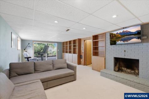1145 Duffield Heights Avenue SE Salem OR 97302