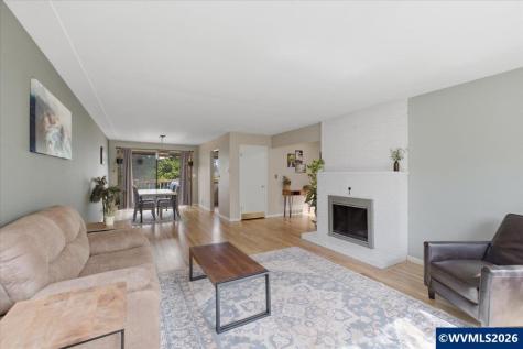 1145 Duffield Heights Avenue SE Salem OR 97302