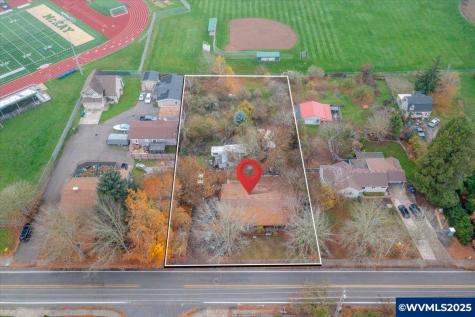 2515 Hollywood Drive NE Salem OR 97305