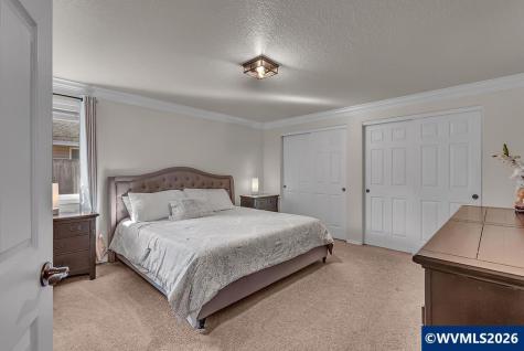 4460 Morfitt Street Hubbard OR 97032-9569