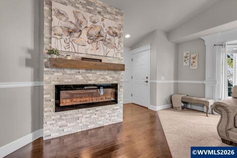 4460 Morfitt Street Hubbard OR 97032-9569