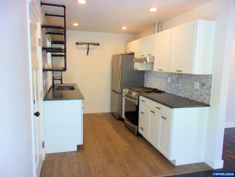 412 SW Fir Street Willamina OR 97396