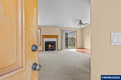 2931 Hollywood Drive NE Salem OR 97305