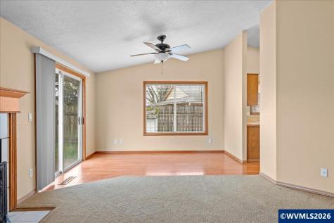 2931 Hollywood Drive NE Salem OR 97305