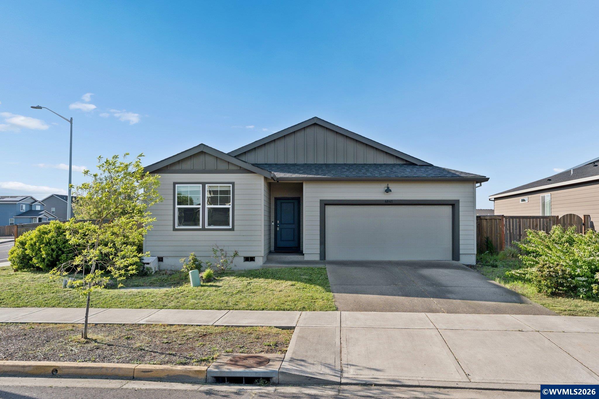 4841 Skylab Avenue NE Salem OR 97305
