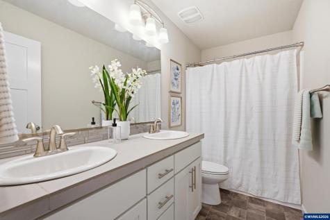 2621 NW Shadden Drive Mcminnville OR 97128