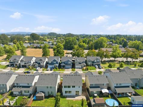 2621 NW Shadden Drive Mcminnville OR 97128