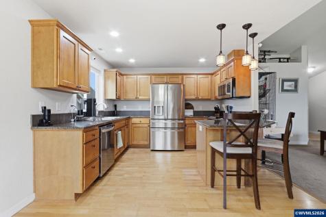 948 Salamander Road SE Jefferson OR 97352