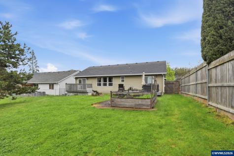 948 Salamander Road SE Jefferson OR 97352