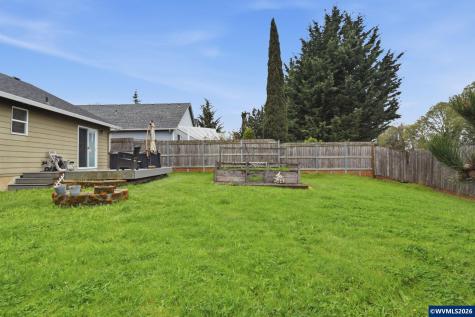 948 Salamander Road SE Jefferson OR 97352