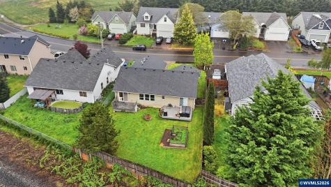 948 Salamander Road SE Jefferson OR 97352
