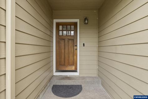 948 Salamander Road SE Jefferson OR 97352