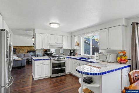 513 E Hollister Street Stayton OR 97383
