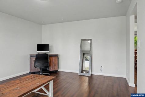 513 E Hollister Street Stayton OR 97383