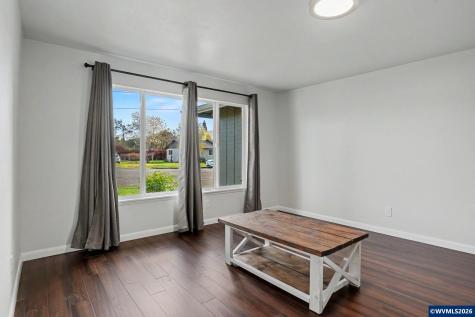 513 E Hollister Street Stayton OR 97383