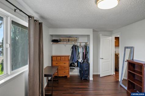 513 E Hollister Street Stayton OR 97383