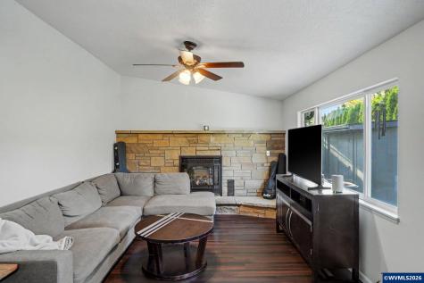 513 E Hollister Street Stayton OR 97383