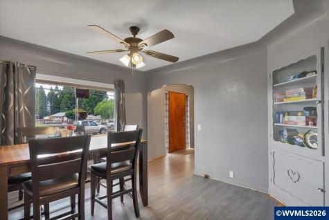 607 E Ellendale Avenue Dallas OR 97338