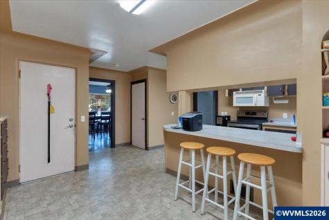 607 E Ellendale Avenue Dallas OR 97338