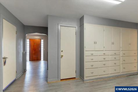 607 E Ellendale Avenue Dallas OR 97338