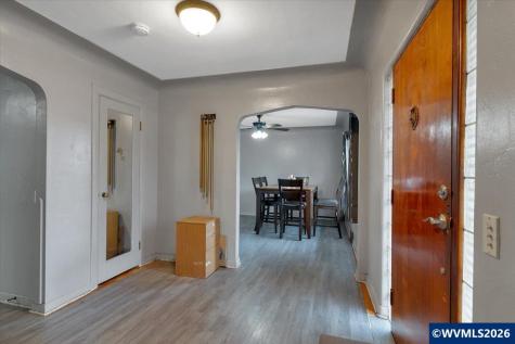 607 E Ellendale Avenue Dallas OR 97338