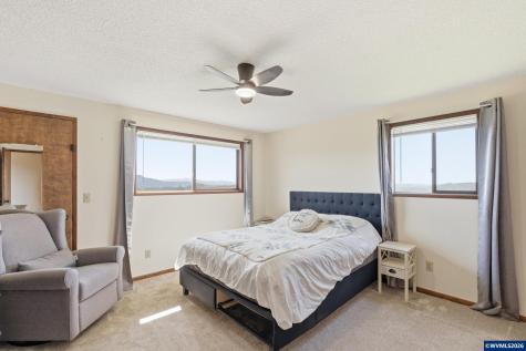 44350 Whiskey Butte Drive Sweet Home OR 97386