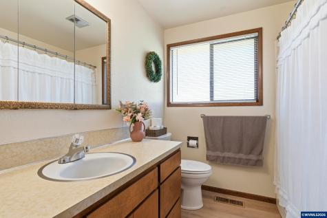 44350 Whiskey Butte Drive Sweet Home OR 97386