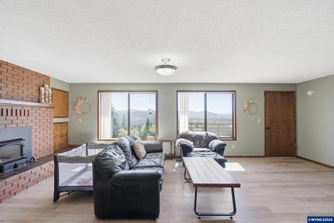 44350 Whiskey Butte Drive Sweet Home OR 97386