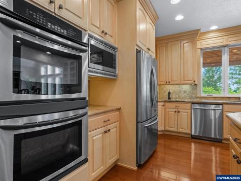 8801 SE Walnut Drive Amity OR 97101