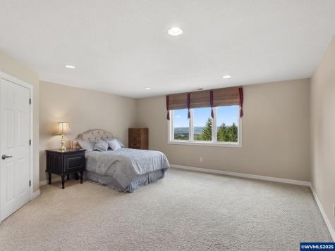8801 SE Walnut Drive Amity OR 97101