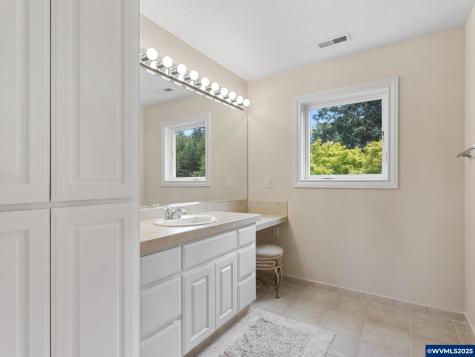 8801 SE Walnut Drive Amity OR 97101