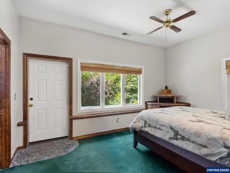8801 SE Walnut Drive Amity OR 97101