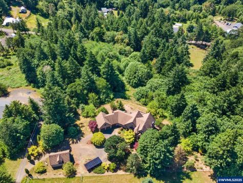 8801 SE Walnut Drive Amity OR 97101