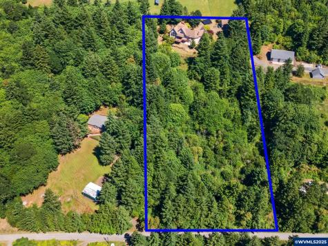 8801 SE Walnut Drive Amity OR 97101