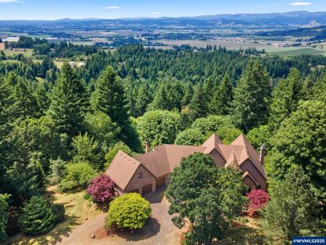 8801 SE Walnut Drive Amity OR 97101