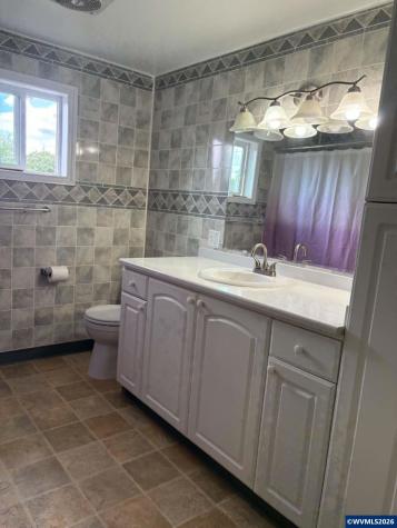 425 Boatlanding Street Independence OR 97351