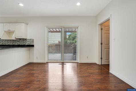 251 Fairview Street Silverton OR 97381