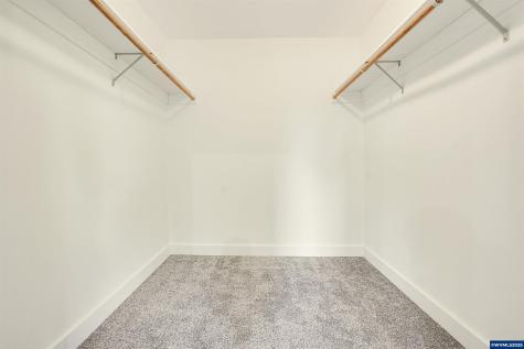 251 Fairview Street Silverton OR 97381