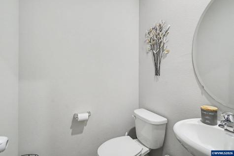 5138 49th Avenue NE Salem OR 97305