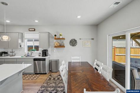 5138 49th Avenue NE Salem OR 97305
